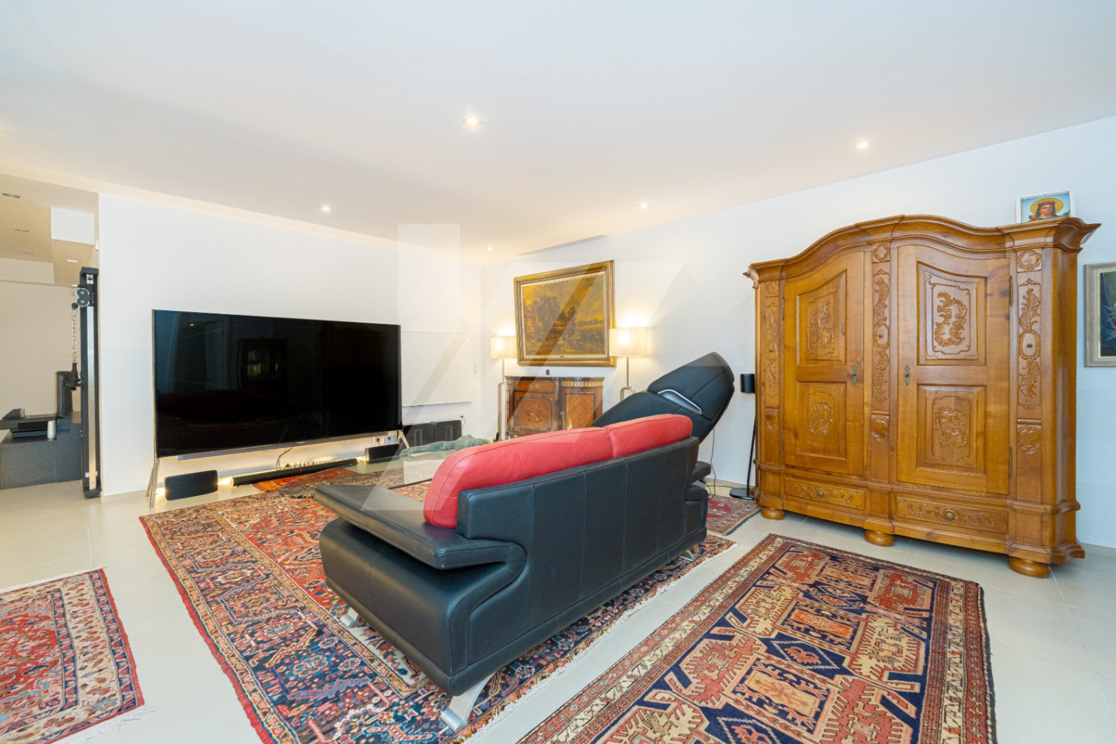 Modern villa for sale in Moraira with sea views, Costa Blanca.