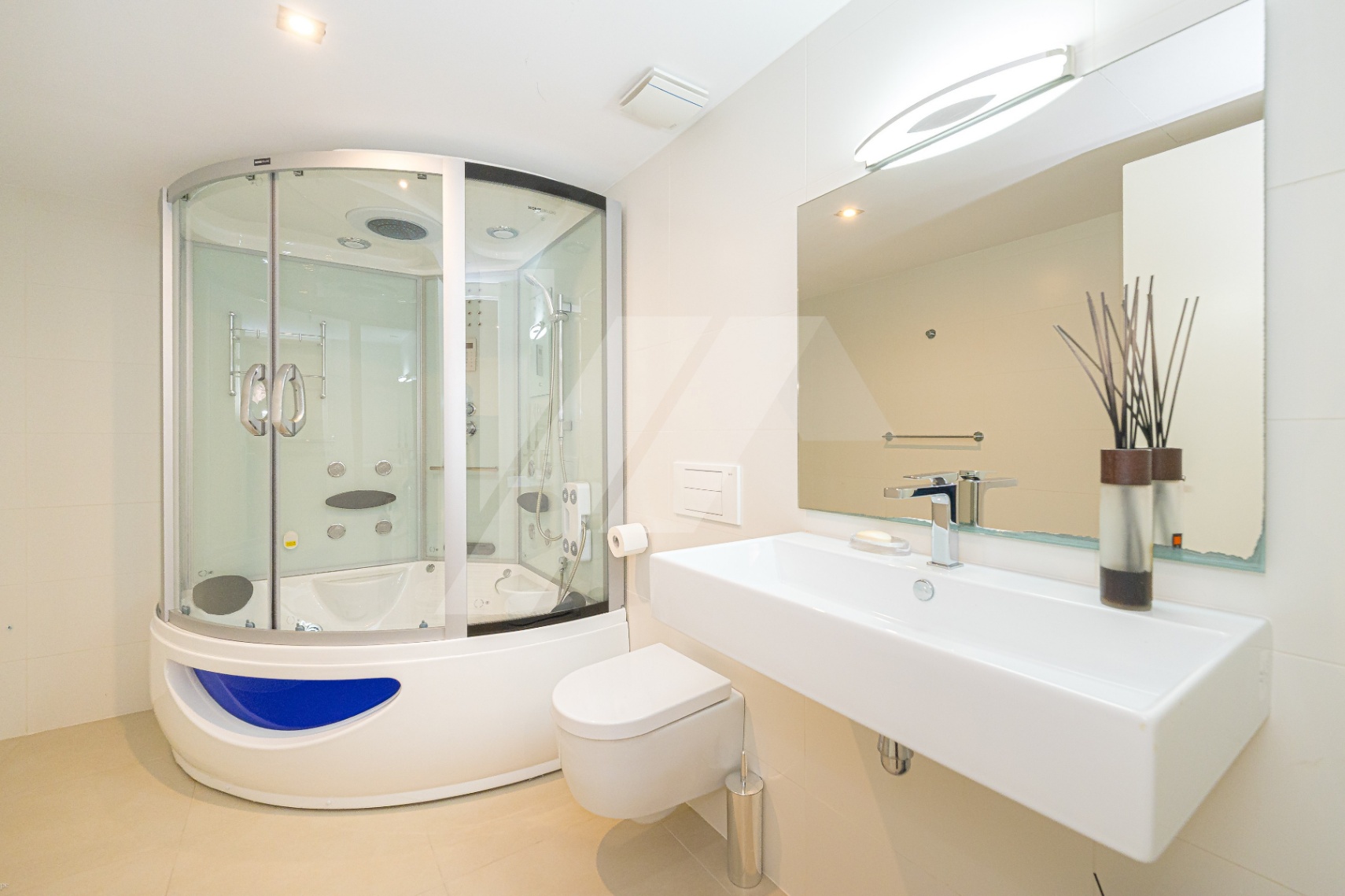 Modern villa for sale in Moraira with sea views, Costa Blanca.