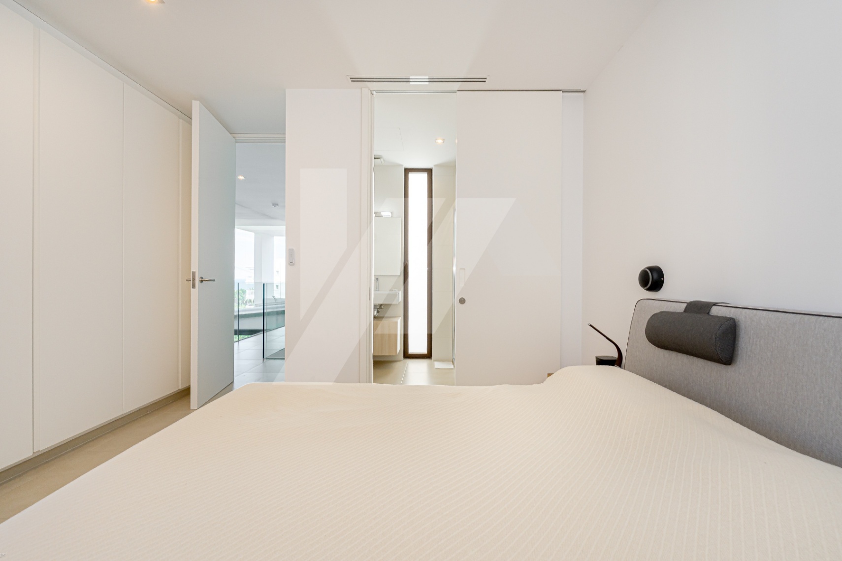 Modern villa for sale in Moraira with sea views, Costa Blanca.