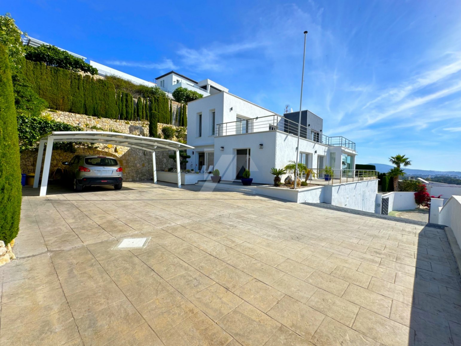 Luxury villa with panoramic views in Calpe, Costa Blanca.
