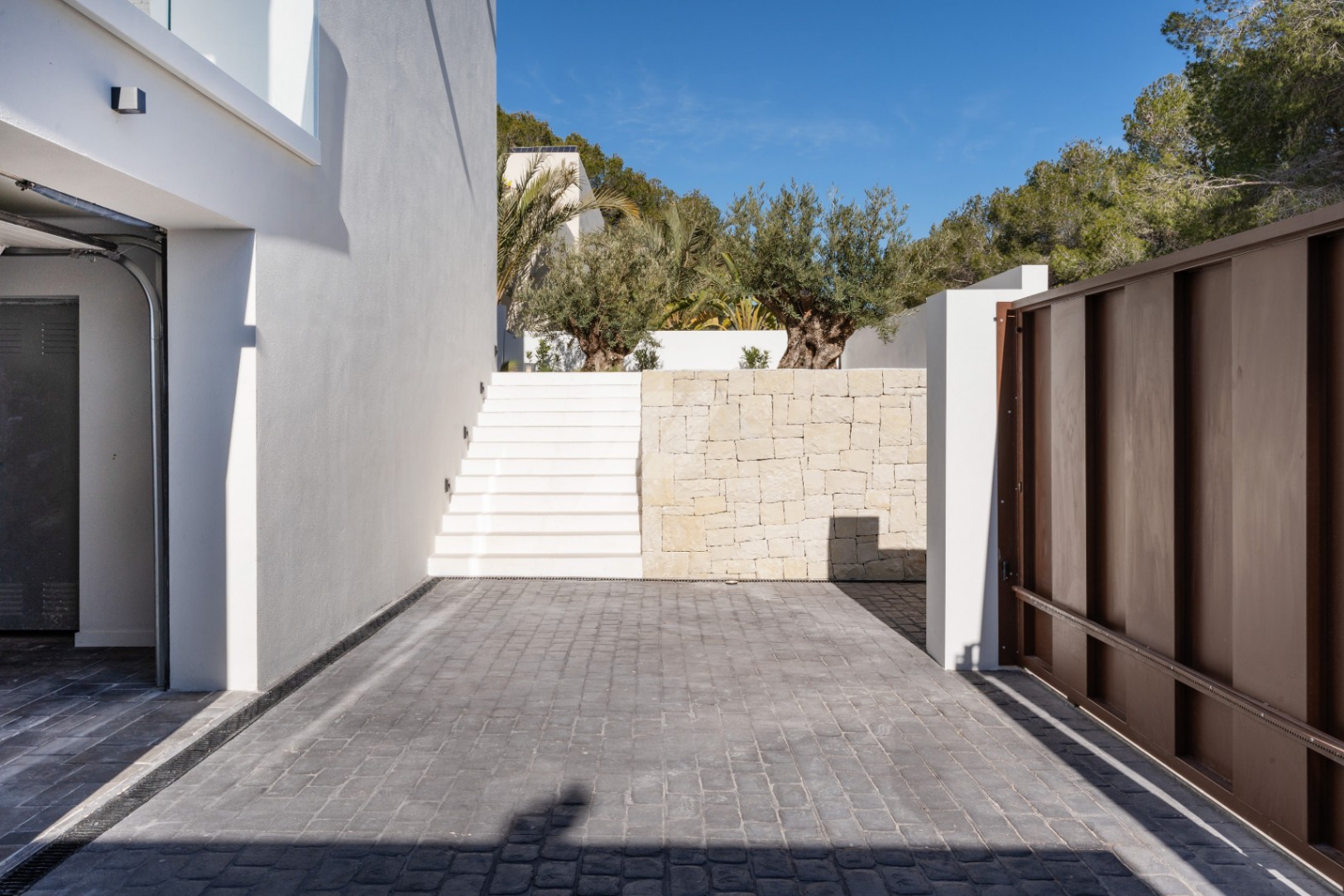 Luxury Villa with Sea Views for Sale in Moraira, Costa Blanca.