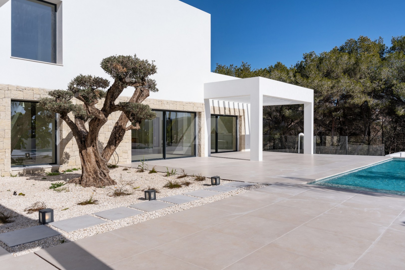 Luxury Villa with Sea Views for Sale in Moraira, Costa Blanca.