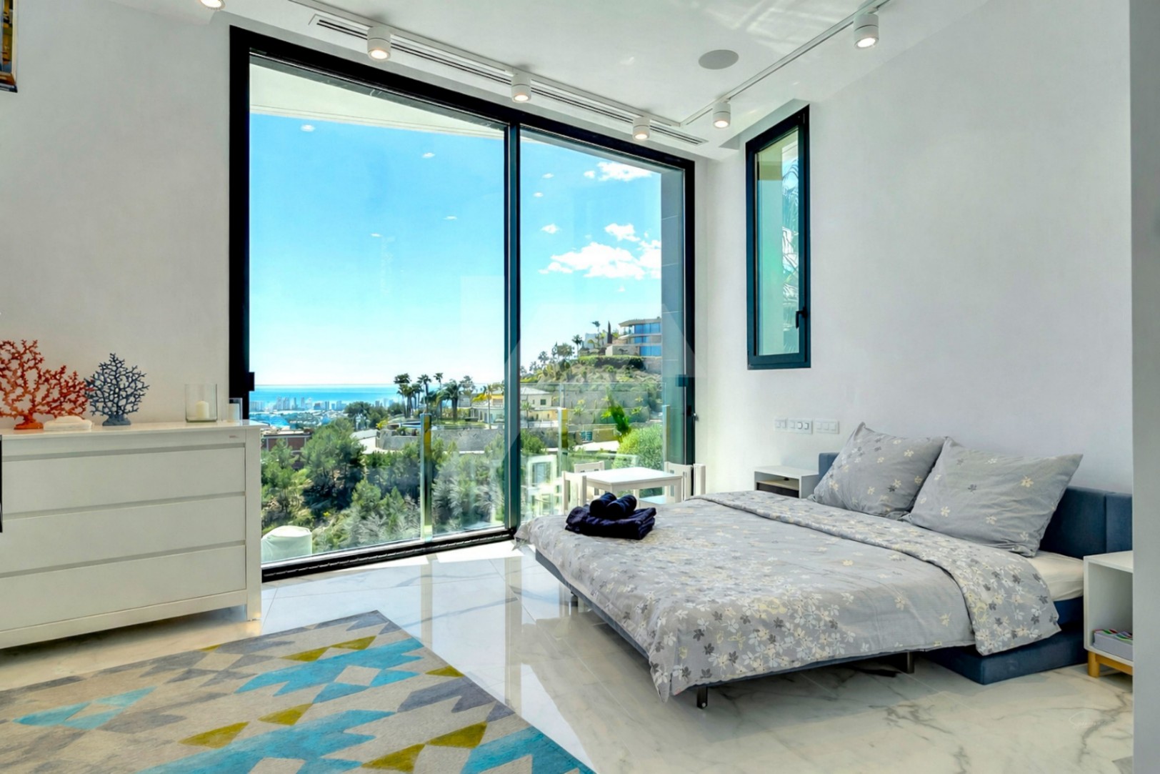 Luxury villa with panoramic sea views for sale in Benissa, Costa Blanca.