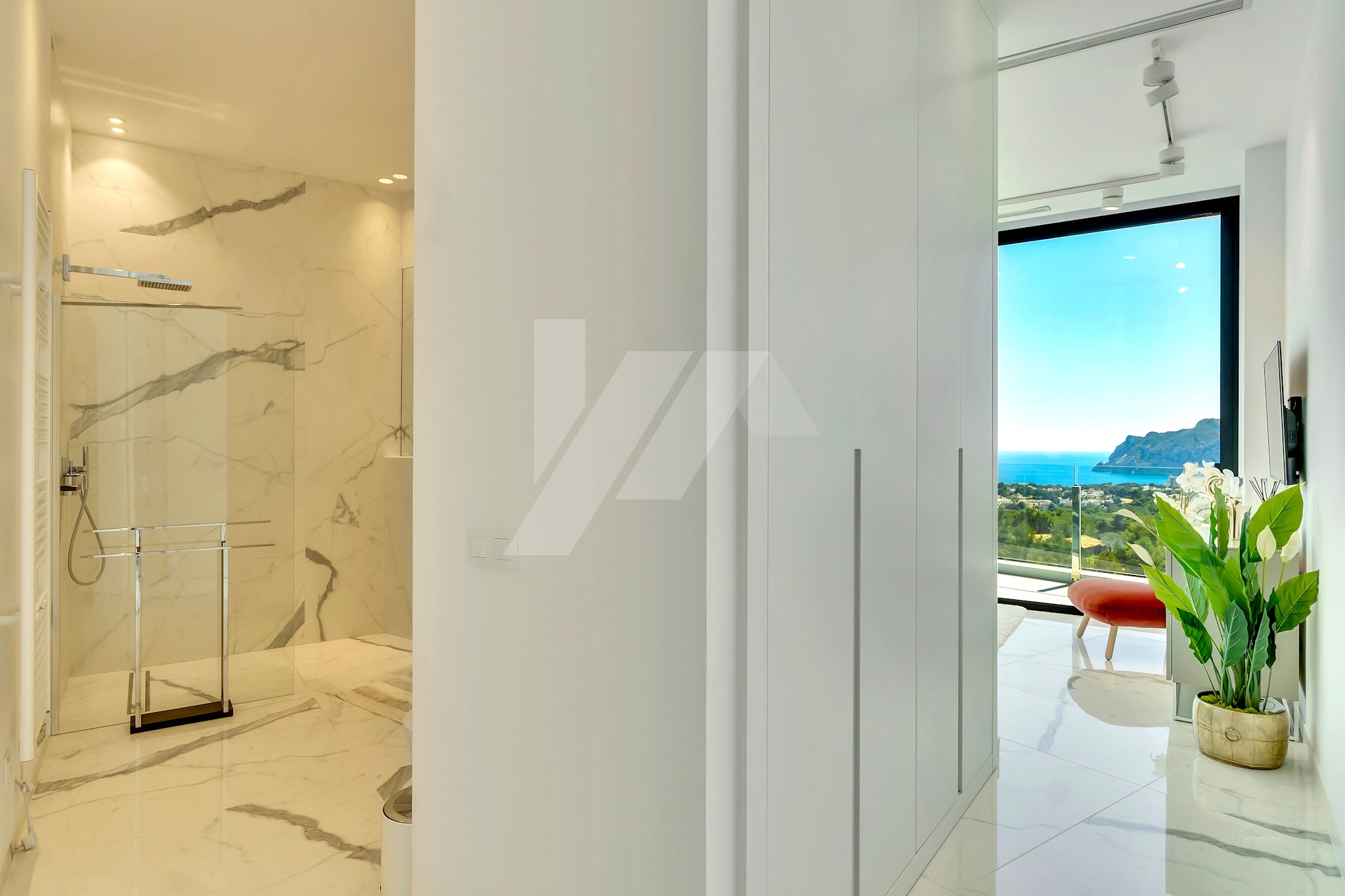 Luxury villa with panoramic sea views for sale in Benissa, Costa Blanca.