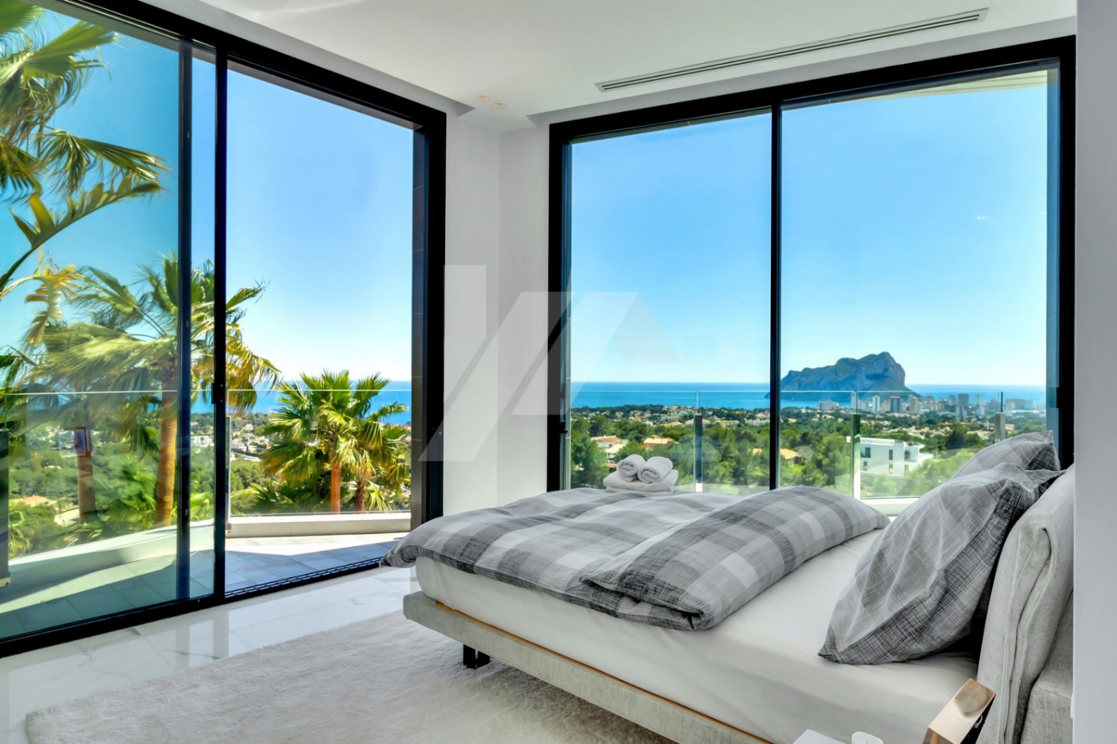 Luxury villa with panoramic sea views for sale in Benissa, Costa Blanca.