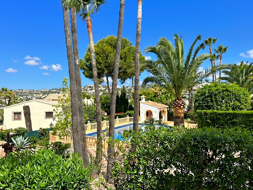 Bungalow for sale in Moraira, Costa Blanca.