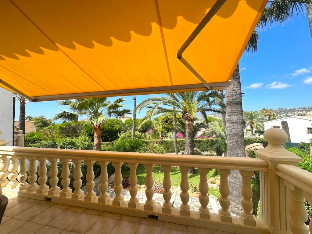 Bungalow for sale in Moraira, Costa Blanca.