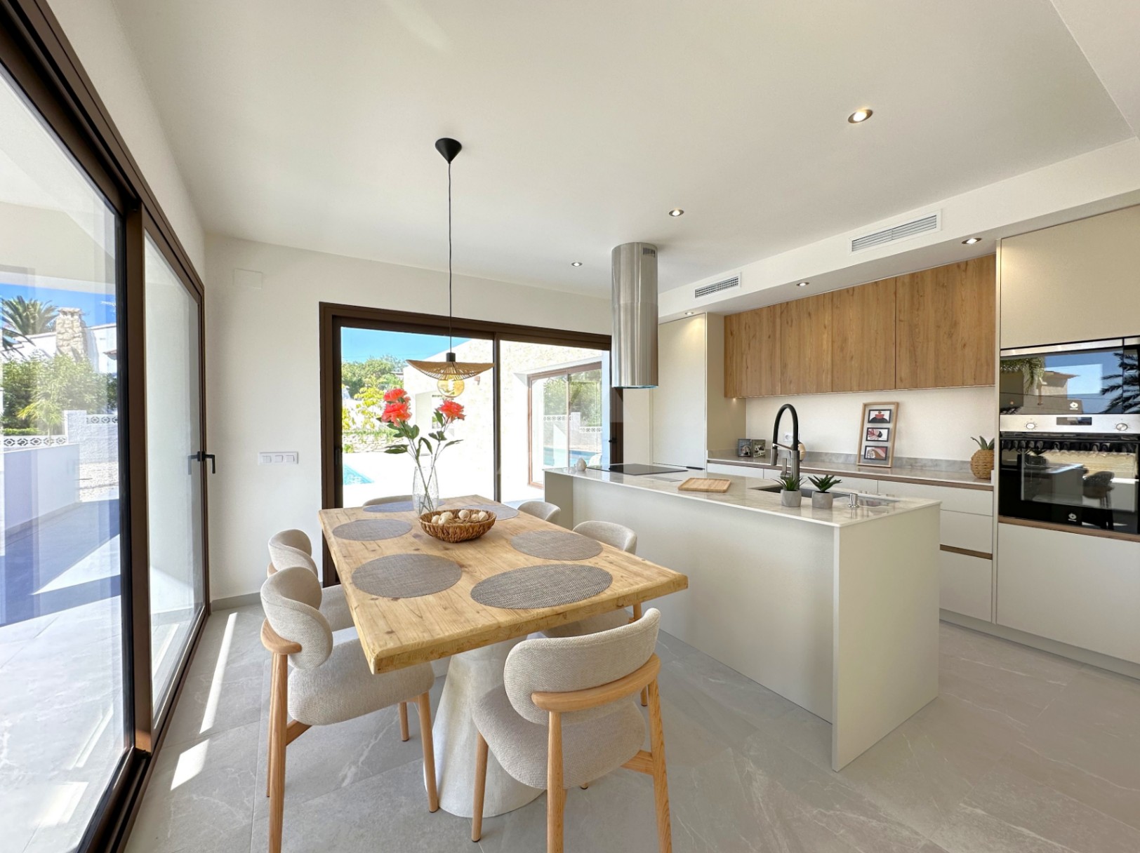 Luxury villa for sale in Moraira, Costa Blanca.