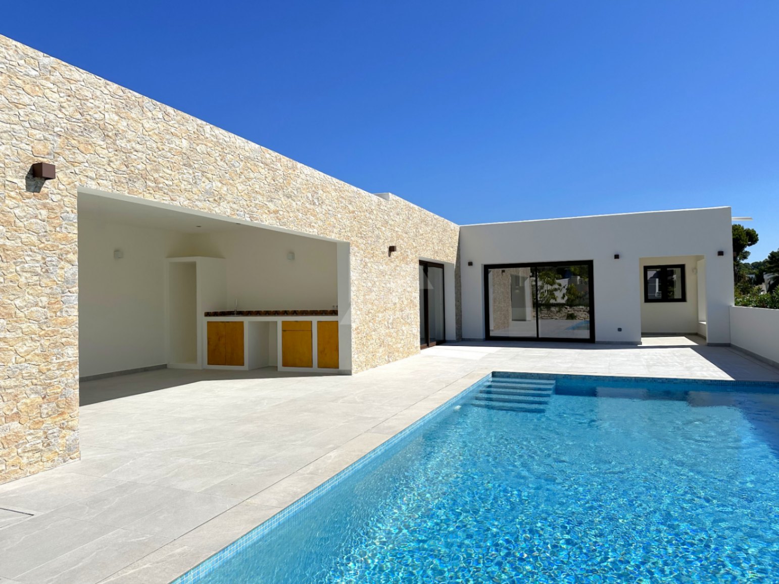 Luxury villa for sale in Moraira, Costa Blanca.