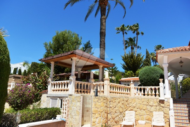 Villa for investment for sale in Calpe, Costa Blanca.