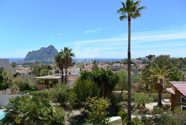 Villa for investment for sale in Calpe, Costa Blanca.