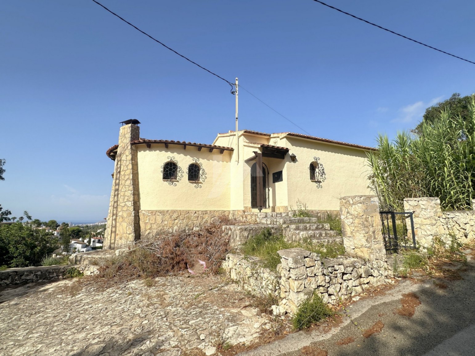 Villa con vistas al mar en venta en Benissa Costa, Costa Blanca.