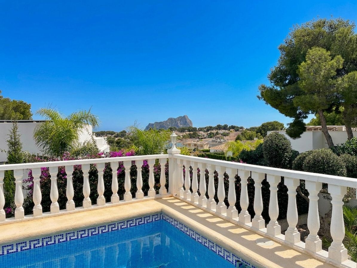 Villa for sale in Benissa with sea views, Costa Blanca.