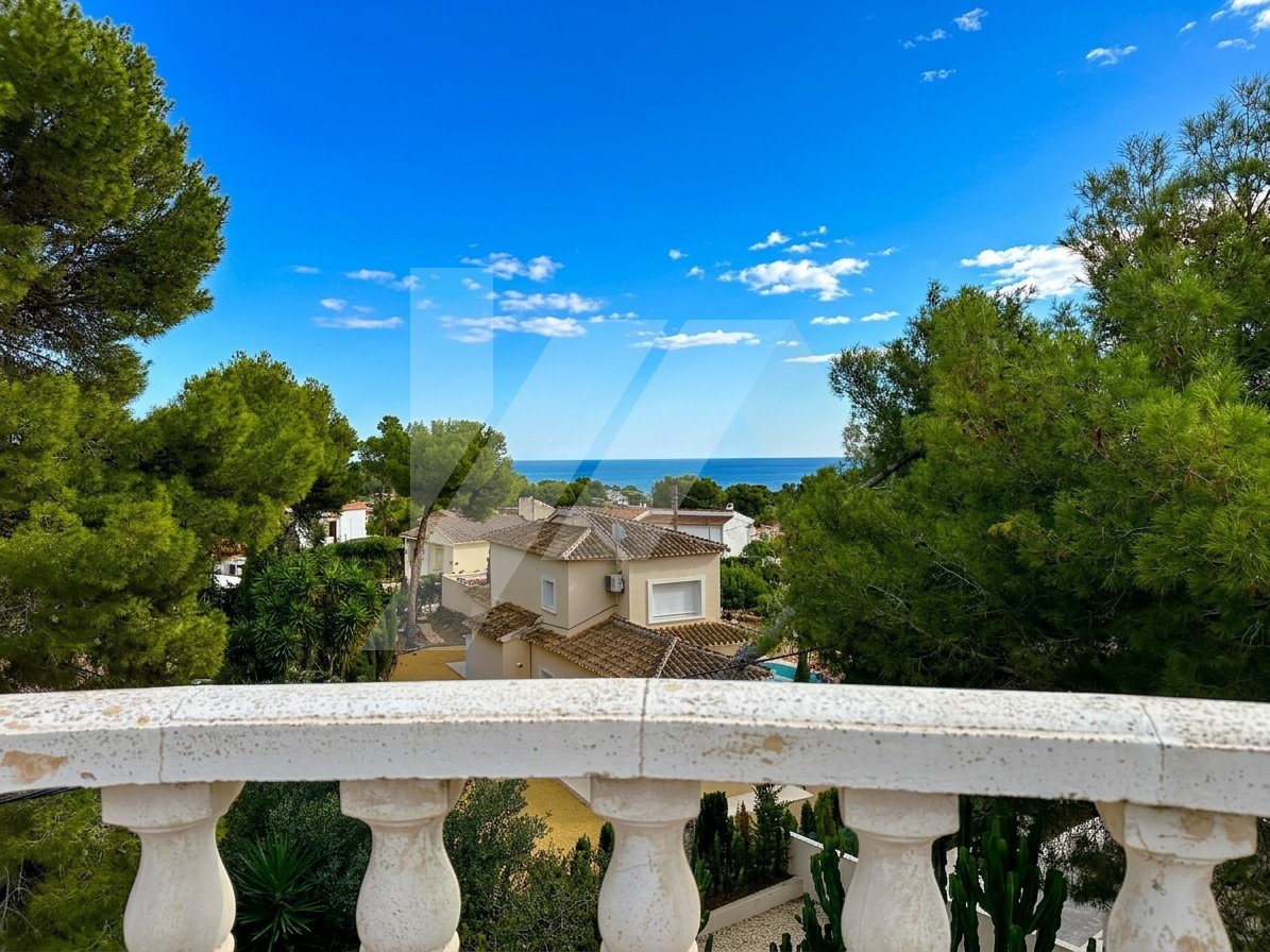 Villa en venta en Benissa con vistas al mar, Costa Blanca.