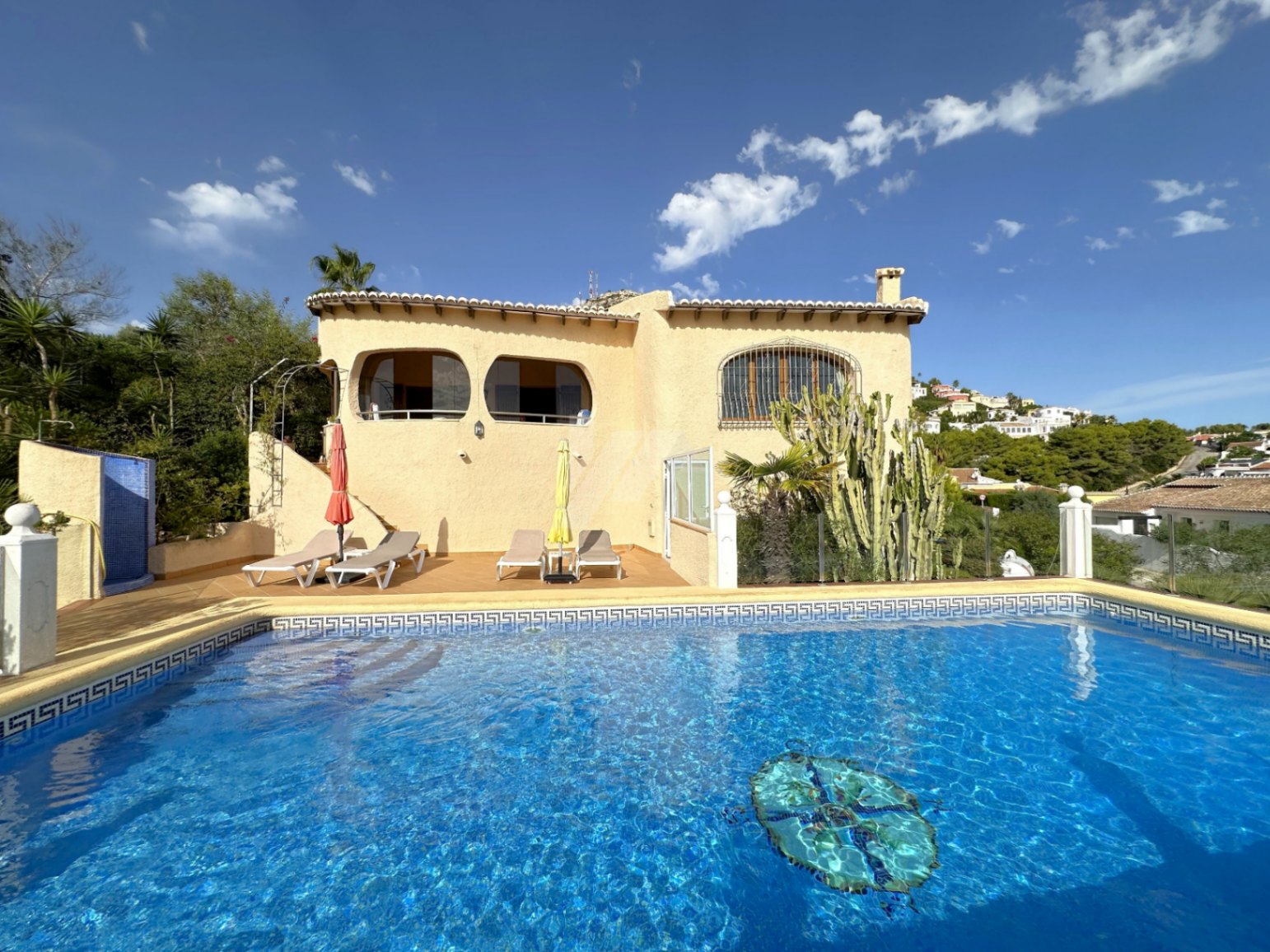 Propriété avec vue sur mer à vendre à Benitachell, Cumbre del Sol.