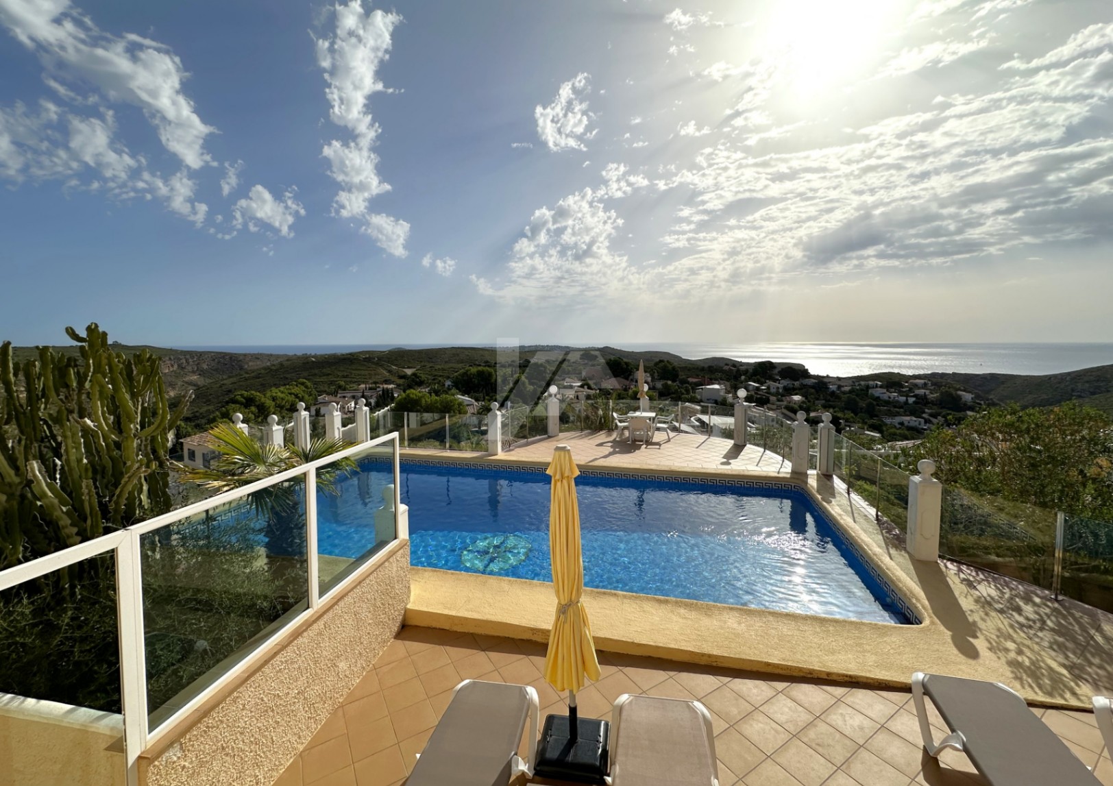 Propriété avec vue sur mer à vendre à Benitachell, Cumbre del Sol.