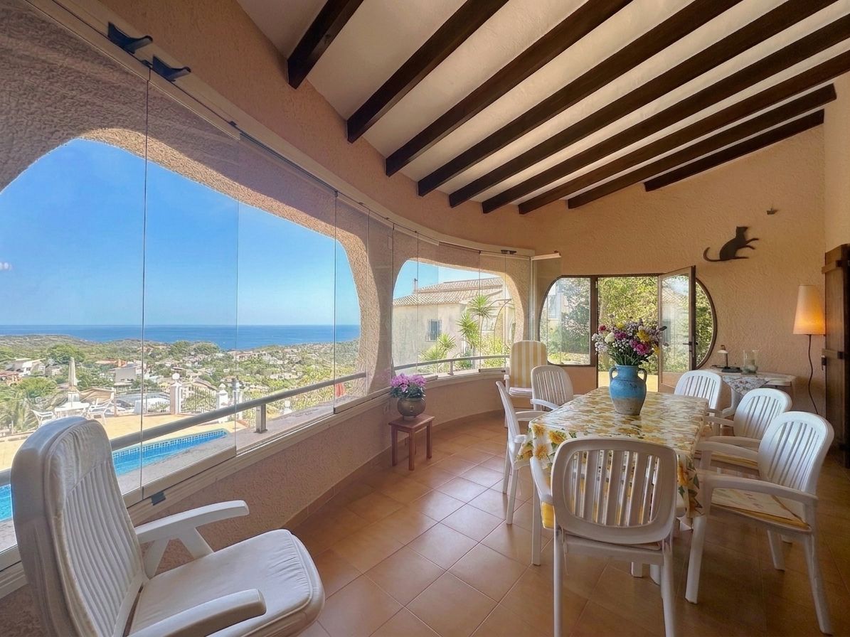 Propriété avec vue sur mer à vendre à Benitachell, Cumbre del Sol.