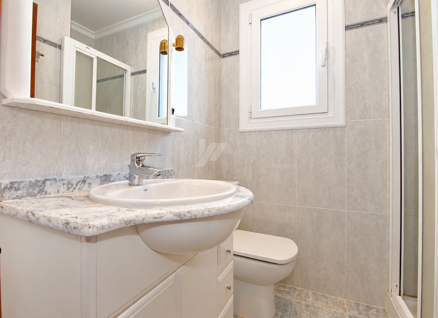 Villa zu verkaufen in Moraira mit privatpool und ebener Fläche.