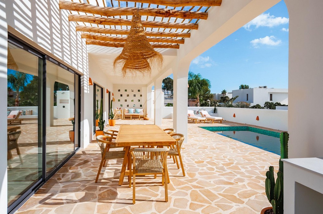 Ibiza Style Villa for Sale in Moraira, Costa Blanca.