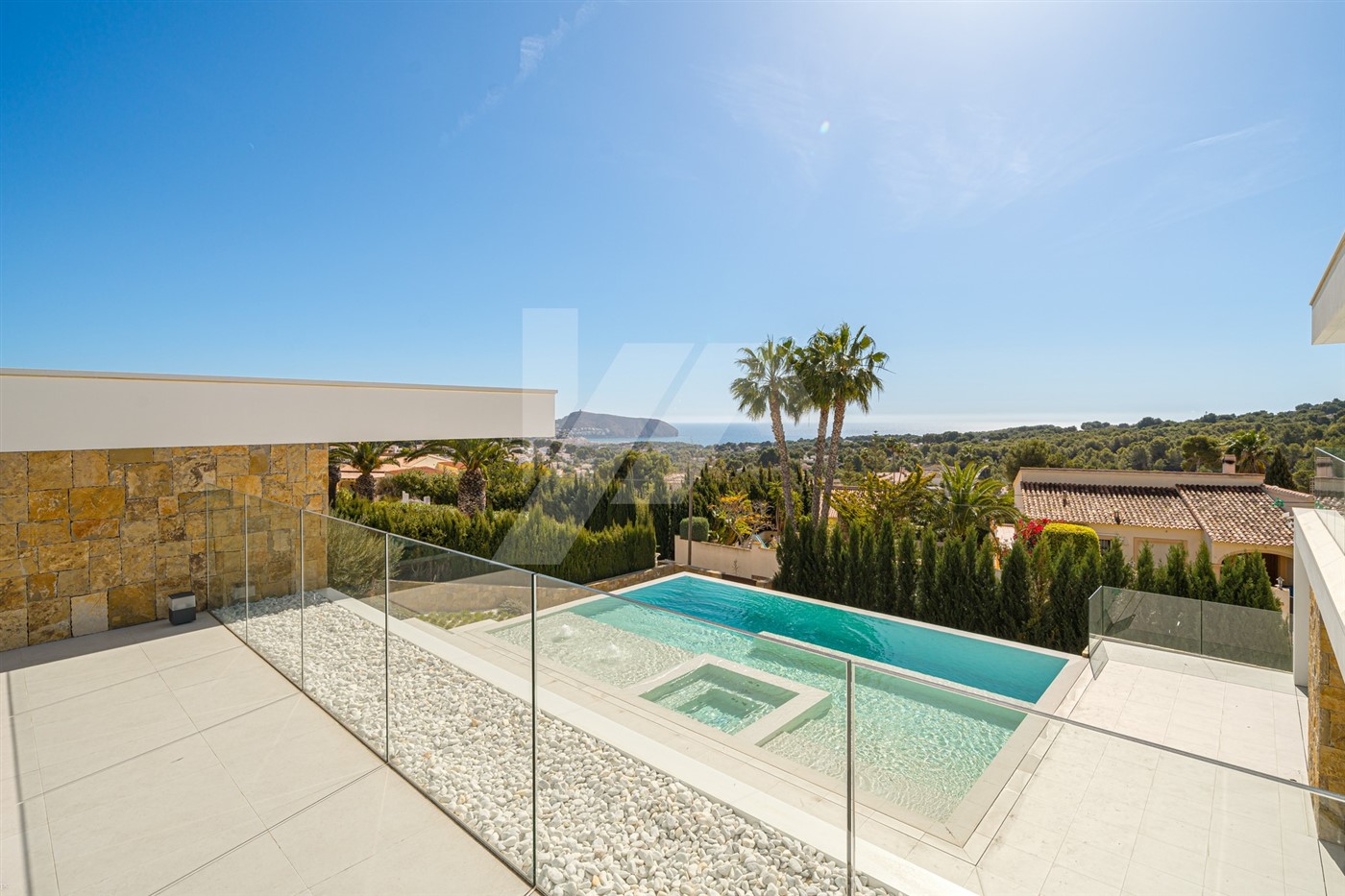 Luxurious Modern Villa for Sale with Sea Views in Moraira.