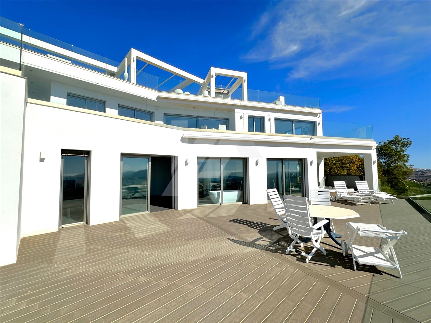 Villa exclusive à vendre avec des vues inégalées sur la mer Méditerranée à Moraira