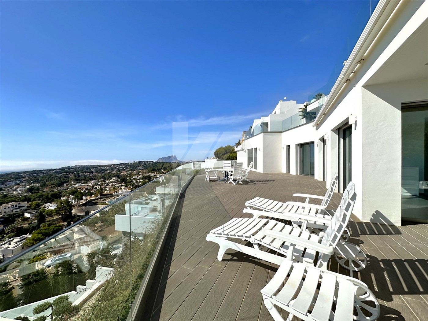 Exclusive villa for sale with unparalleled views of the Mediterranean Sea in Moraira.