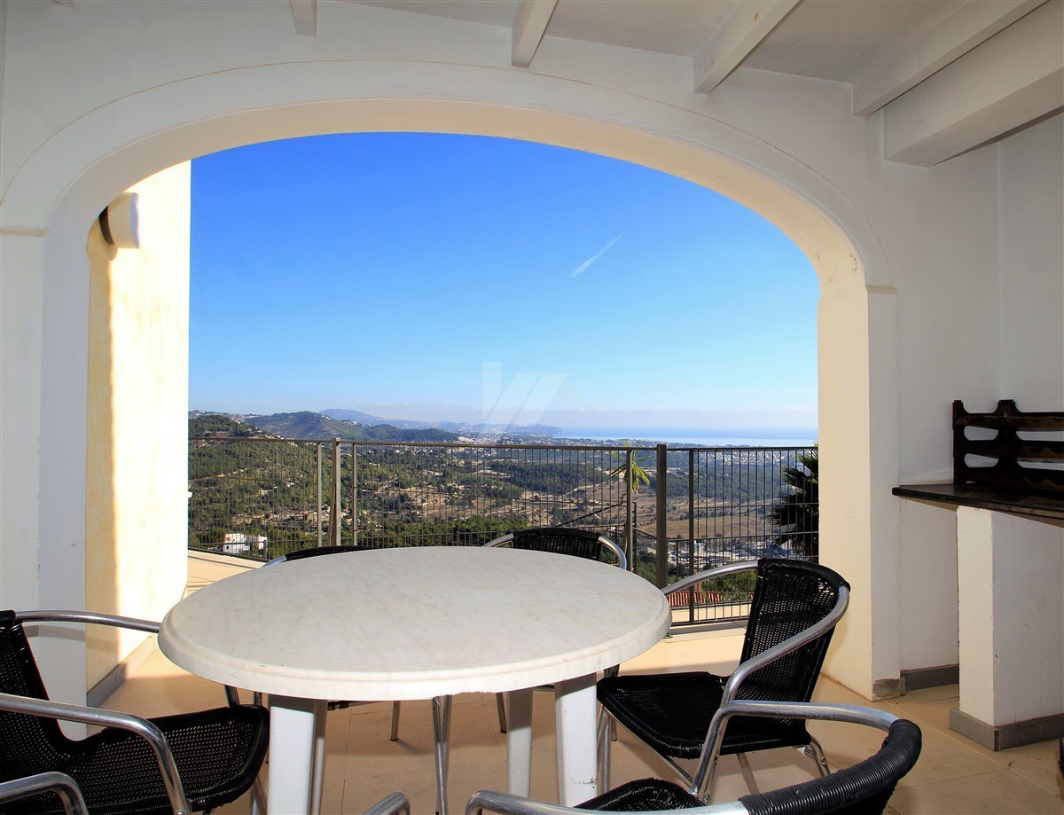 Panoramic Sea views villa for sale in Calpe, Costa Blanca.