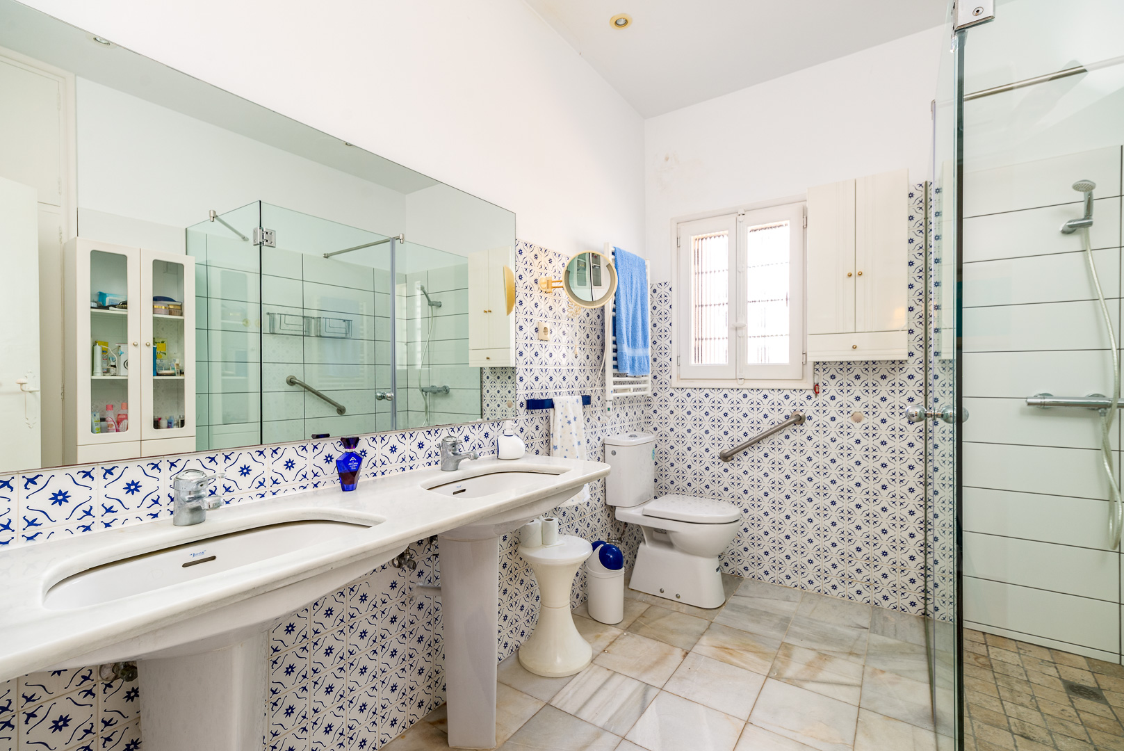 Villa in Moraira for sale, close to the town